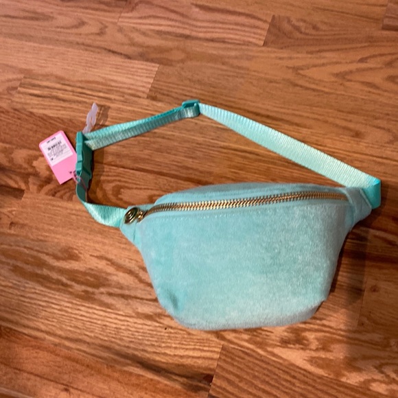 Stoney Clover x Target Kelly Green Terrycloth Bumbag - Picture 2 of 2
